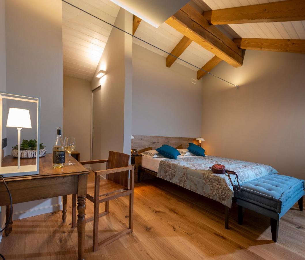 ラ・モッラ Antica Dimora Dosio Bed & Breakfast エクステリア 写真