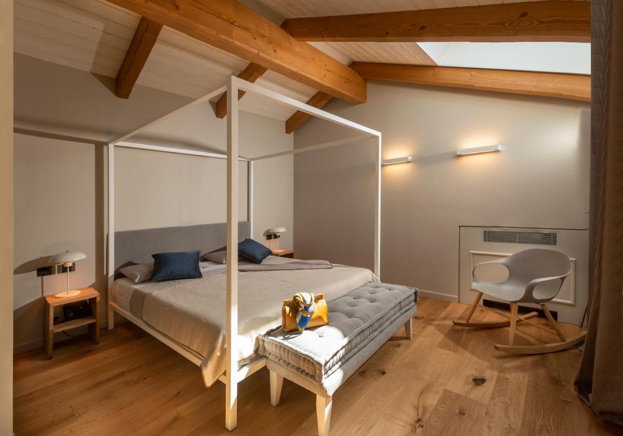 ラ・モッラ Antica Dimora Dosio Bed & Breakfast エクステリア 写真